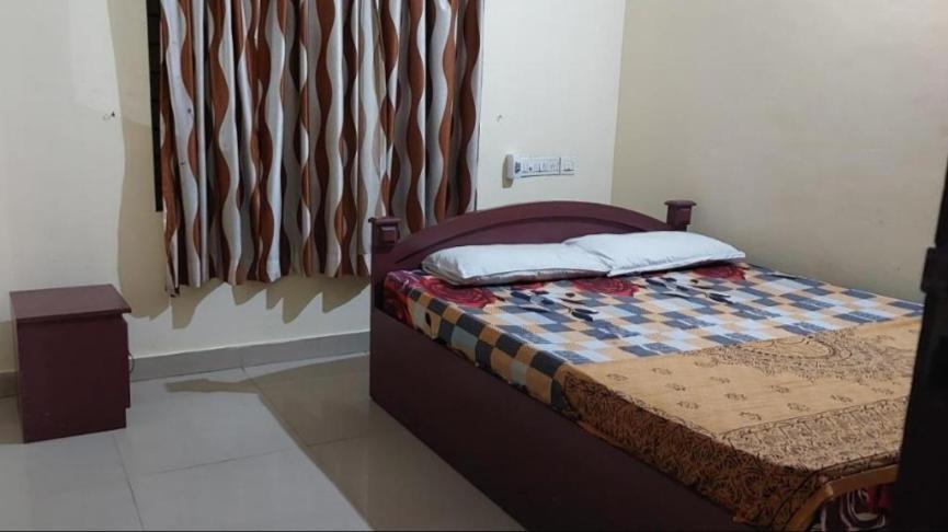 Guruvayur Adithya Esterno foto